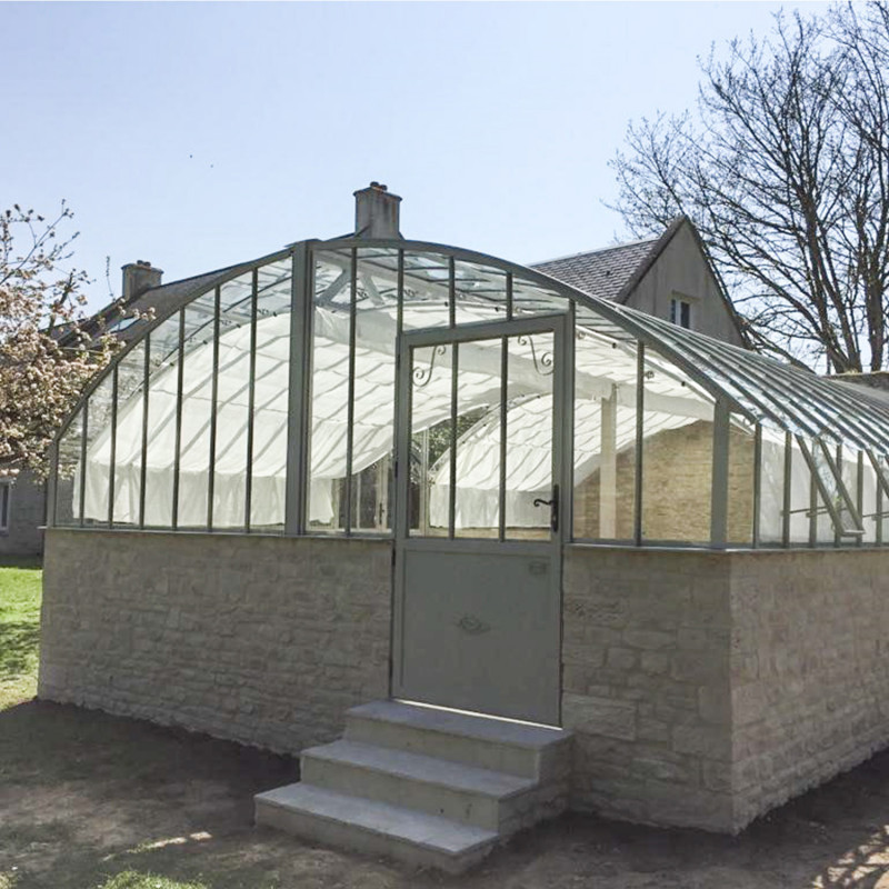 Glashaus AMBOISE Breite 5,60 m mit Mauersockel